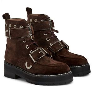 Alexa Chung buzzcock boots